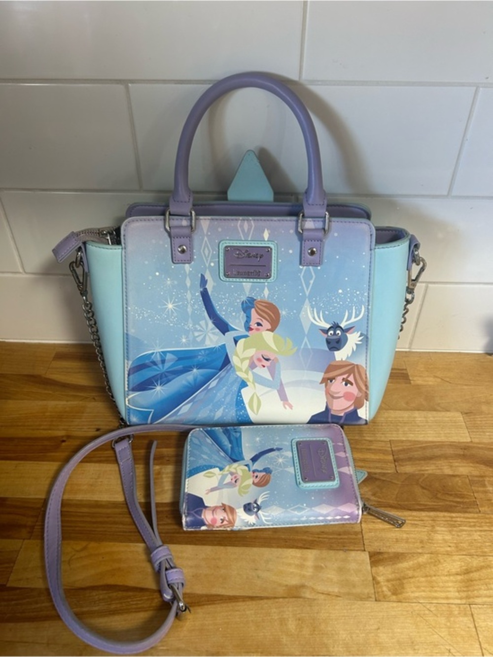 Loungefly Disney Frozen II Purse with Wallet PRINCESS CASTLE CROSS BODY BAG